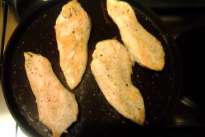 3 - cottura Tagliata di pollo con crudite