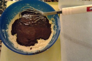 5 - unisci cioccolato fuso per impasto brownies